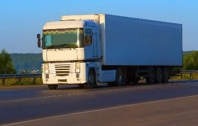 Adana ile Of Arası Öğrenci Eşyası Taşıma